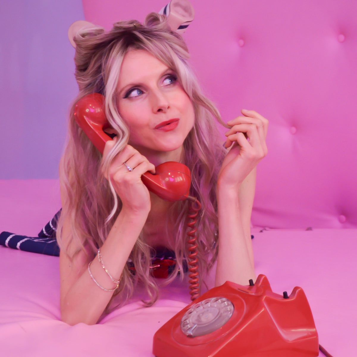 Pin Up Photo Shoot with Le Keux Vintage Salon - Gift Voucher