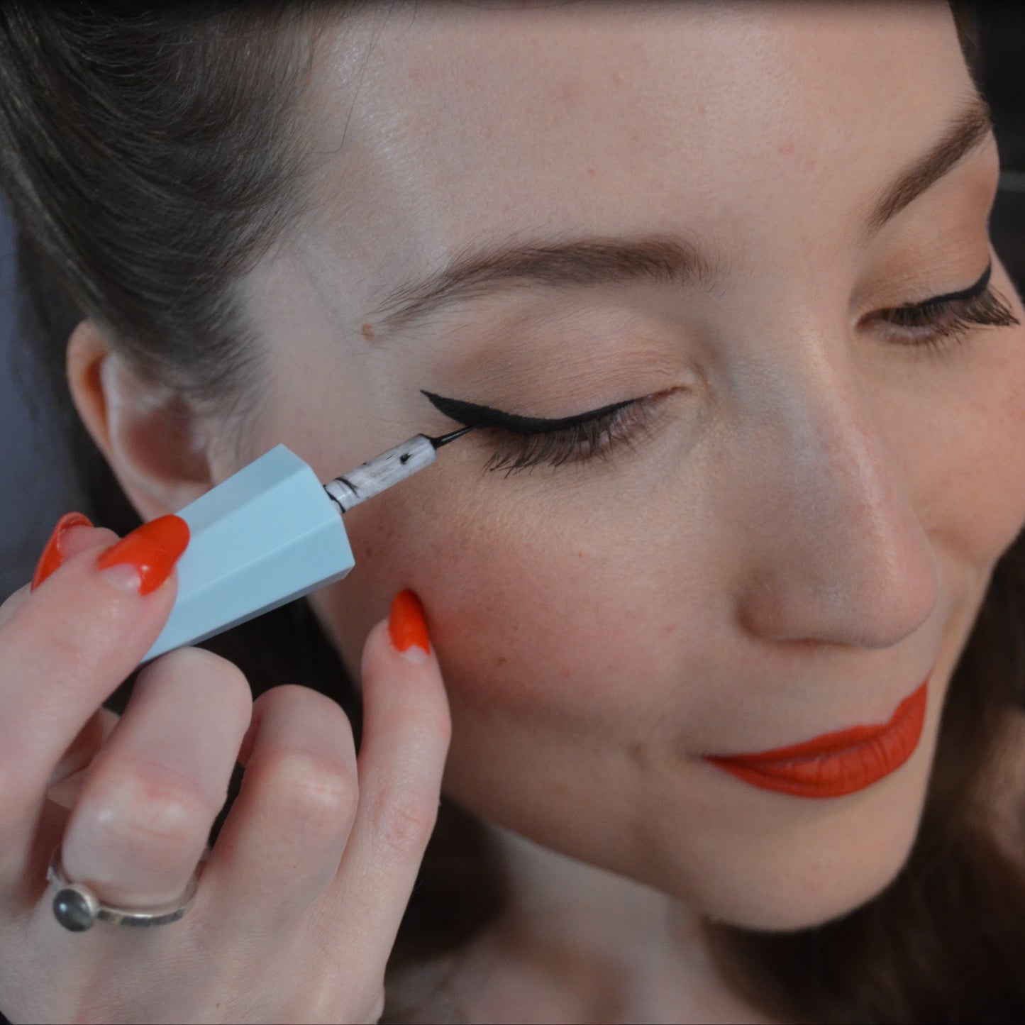 Liquid Eyeliner - Kateye