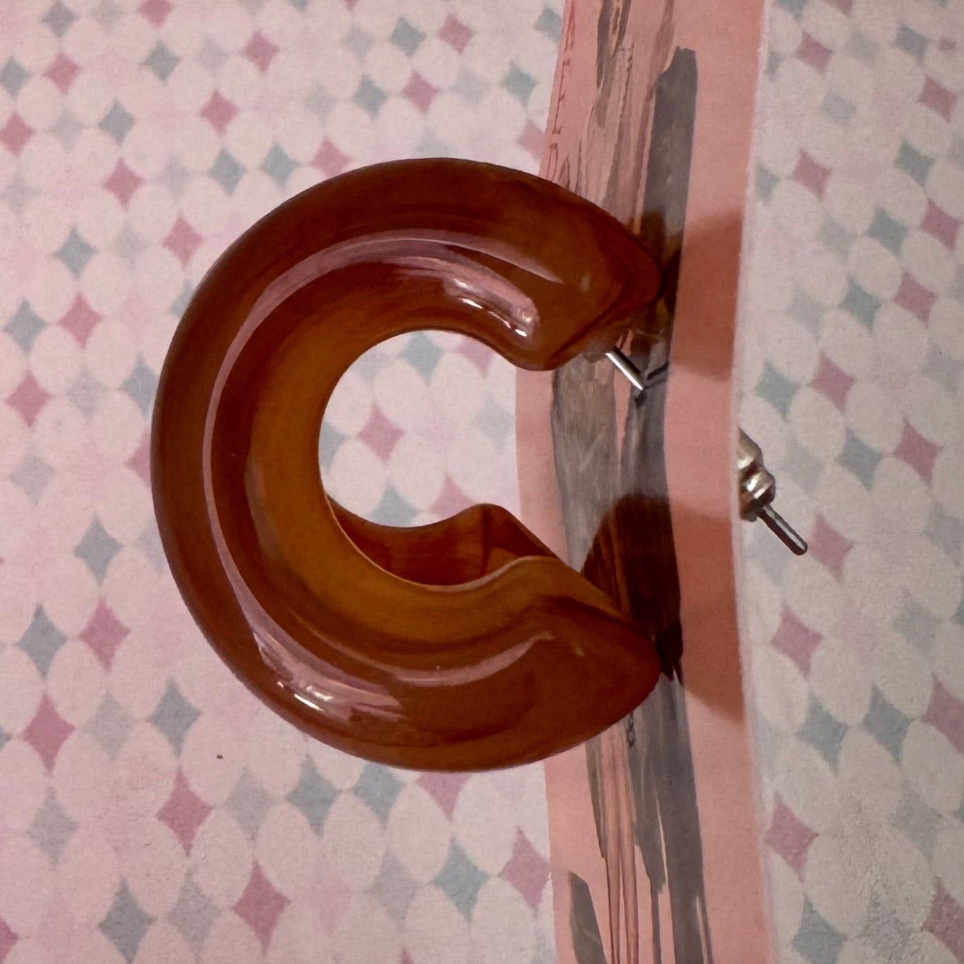 Acrylic brown fakelite loop earrings