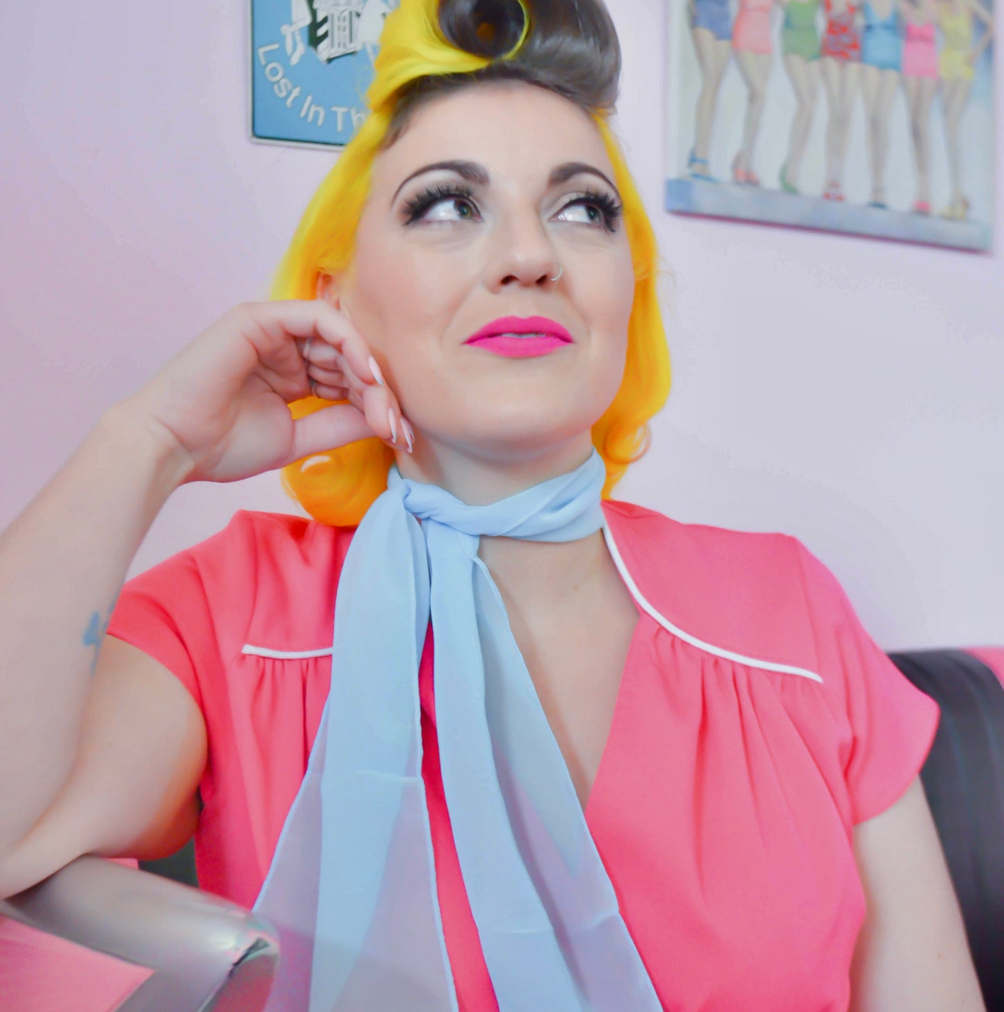 Neck scarf