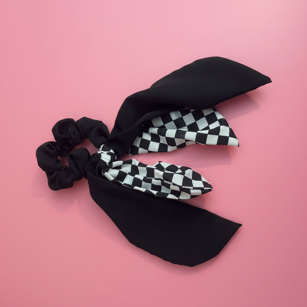 Racer girl scrunchie
