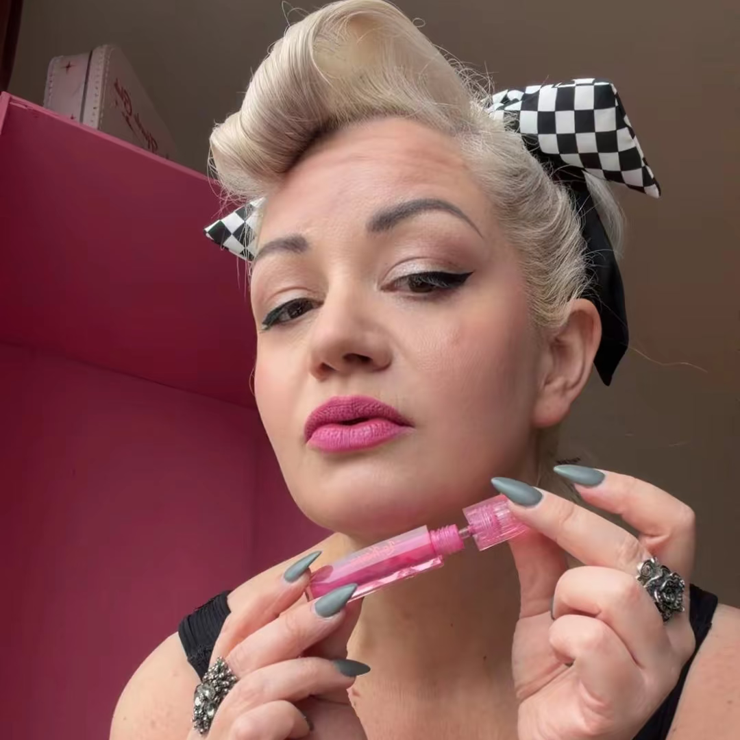 Racer girl scrunchie